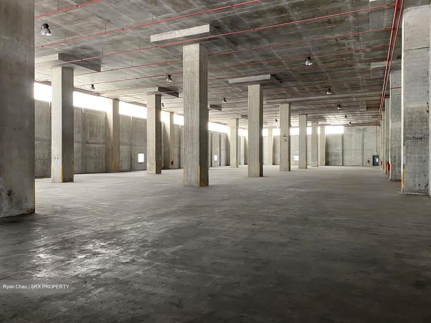 Benoi Sector (D22), Warehouse #587638121